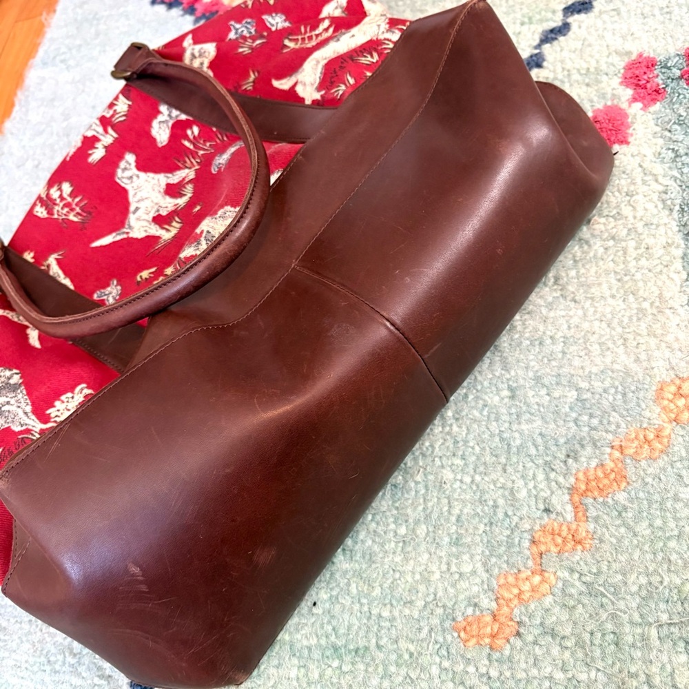 Vintage LL Bean red cotton canvas and leather hunting dog toile print tote bag - Picture 12 of 13